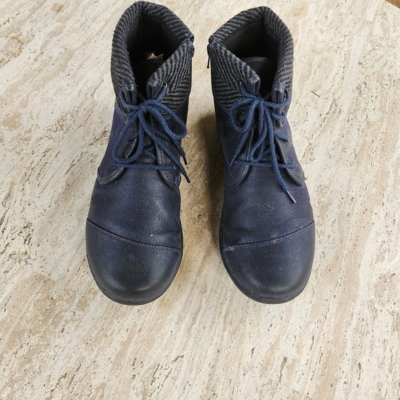 Clarks Cloudsteppers Lace-up Blue Sillian Frey Ankle Boot Size 8.5 - Picture 3 of 9